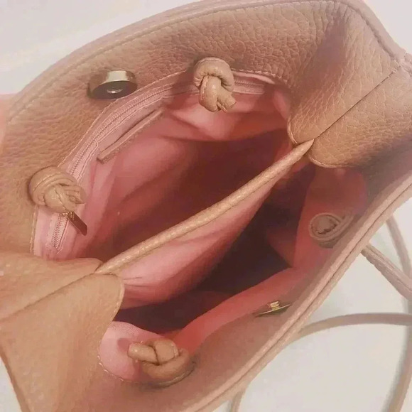 Remi & Reid Dusty Rose Bucket Bag - Picture 5 of 9